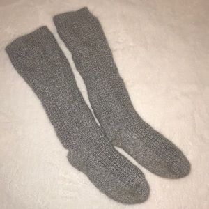 ❄️2 FOR $30❄️ Indigo Reading Cozies Socks